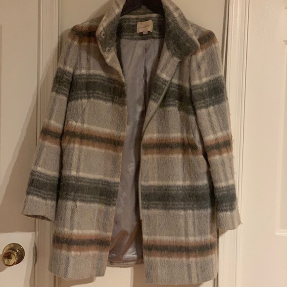 Loft Jacket - Picture 3 of 11